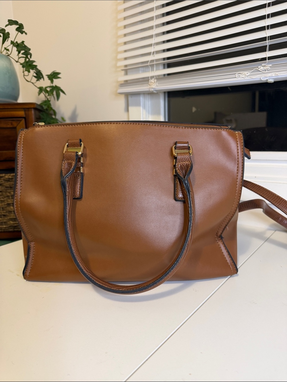 Mathew + Julian Brown Faux Leather Satchel Tote – Minor Flaw